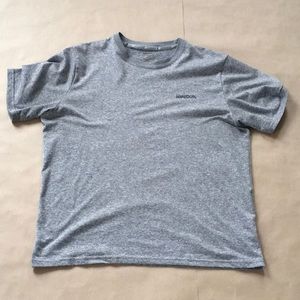 Reebok Mens Play Dry Athletic Tshirt - Gray - M